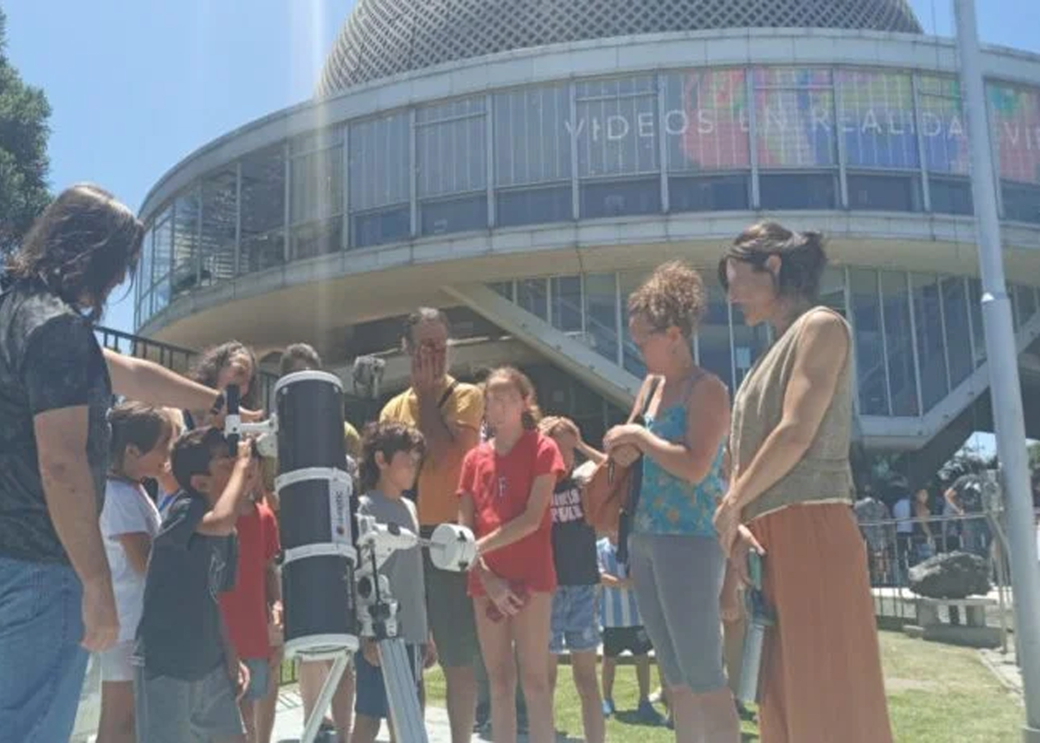 El Planetario Anuncia Actividades Especiales para el Eclipse
